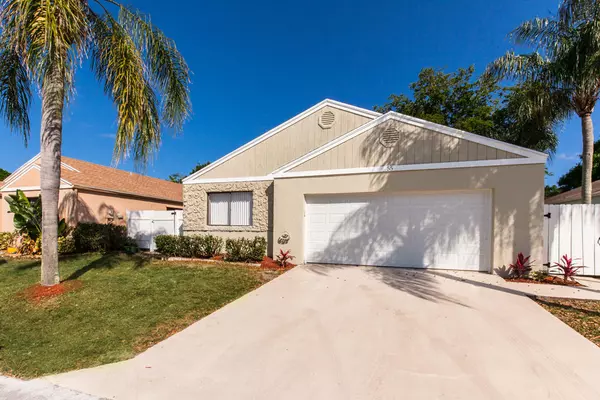 55 Buxton LN, Boynton Beach, FL 33426