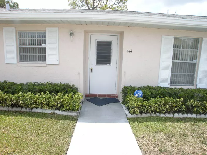 444 Franconia CIR, Lake Worth, FL 33467