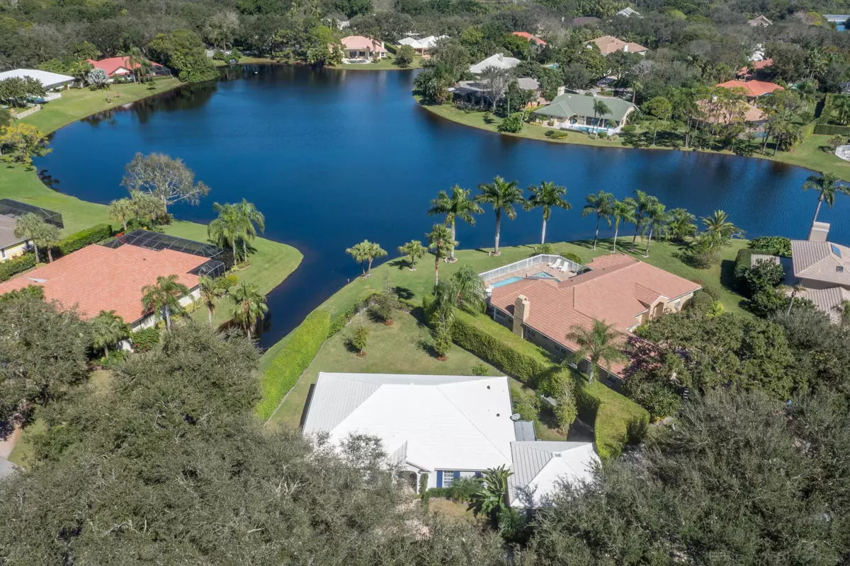 Tequesta, FL 33469,10099 SE White Pelican WAY