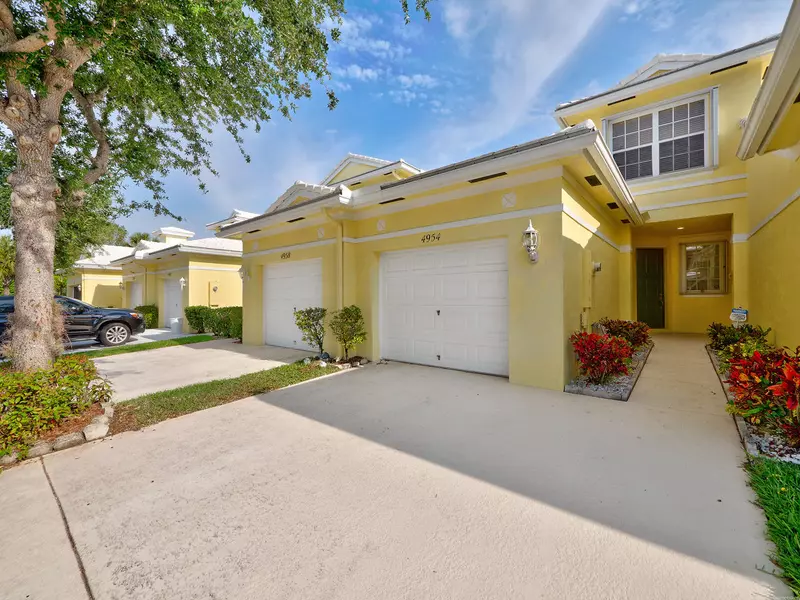 4954 Grinnell ST, Lake Worth, FL 33463