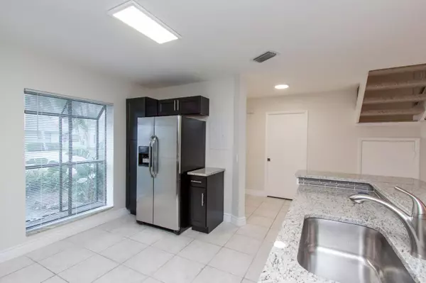 Boca Raton, FL 33428,9149 SW 21 CT C