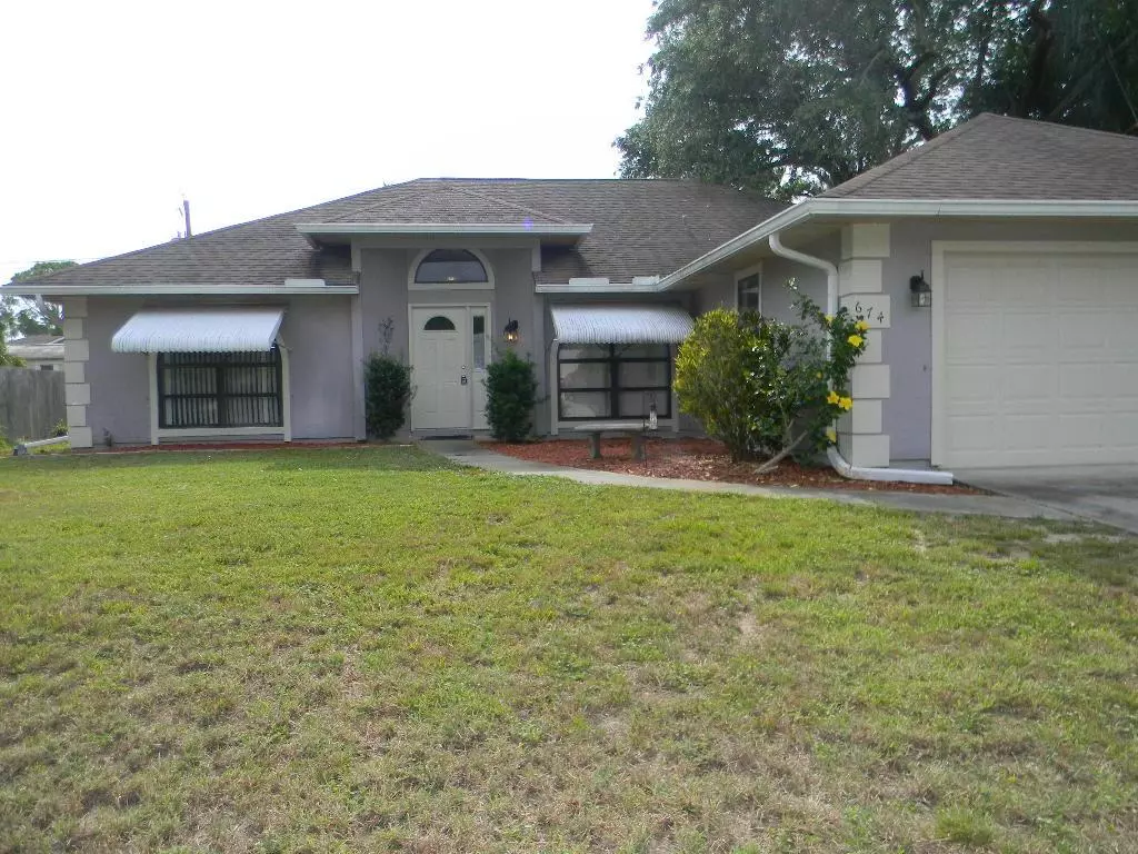 Sebastian, FL 32958,674 Oleander ST