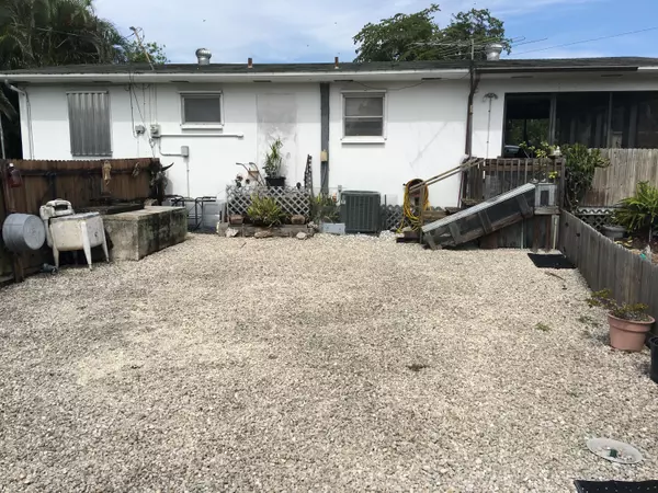 Belle Glade, FL 33430,645 SE 3rd ST