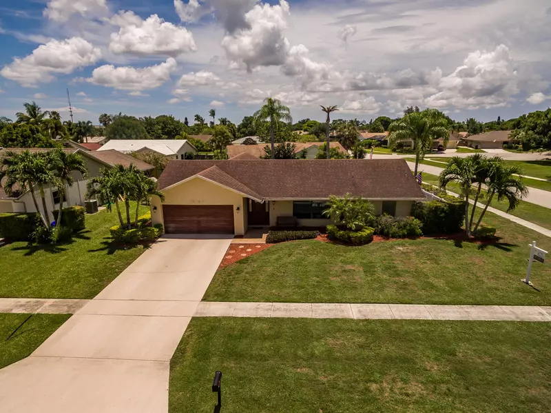 12190 Alder LN, Wellington, FL 33414