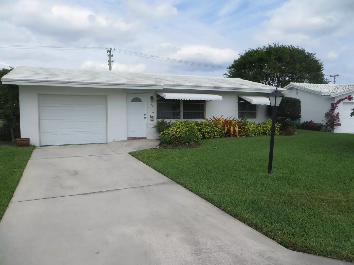 Boynton Beach, FL 33426,98 SW 15th CT