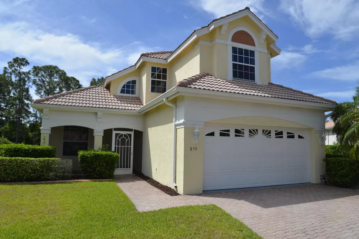 Port Saint Lucie, FL 34986,839 SW St Andrews CV