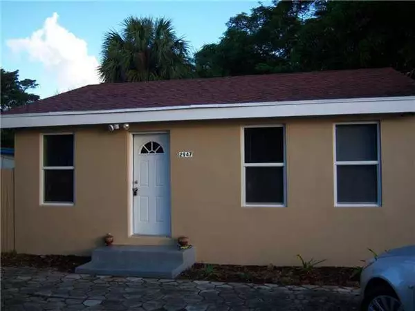 2947 Nokomis, West Palm Beach, FL 33409