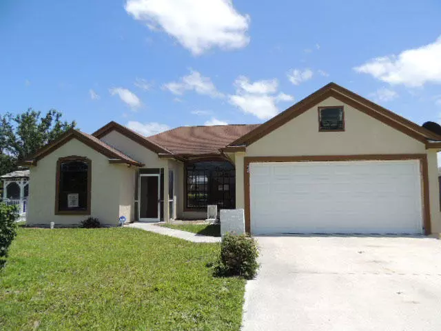 292 SW Aldoro PL, Port Saint Lucie, FL 34953