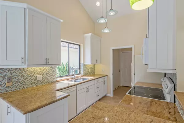 Jupiter, FL 33477,145 Harbourside CIR