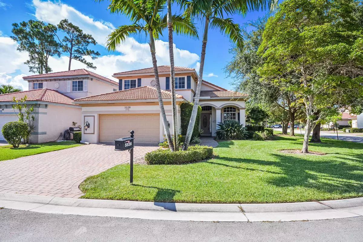 Delray Beach, FL 33484,5528 American CIR