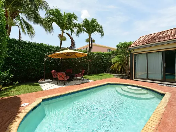 Palm Beach Gardens, FL 33410,2585 La Lique CIR