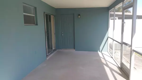 Stuart, FL 34994,99 SW Hideaway PL