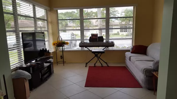 Delray Beach, FL 33484,5220 Nesting WAY B