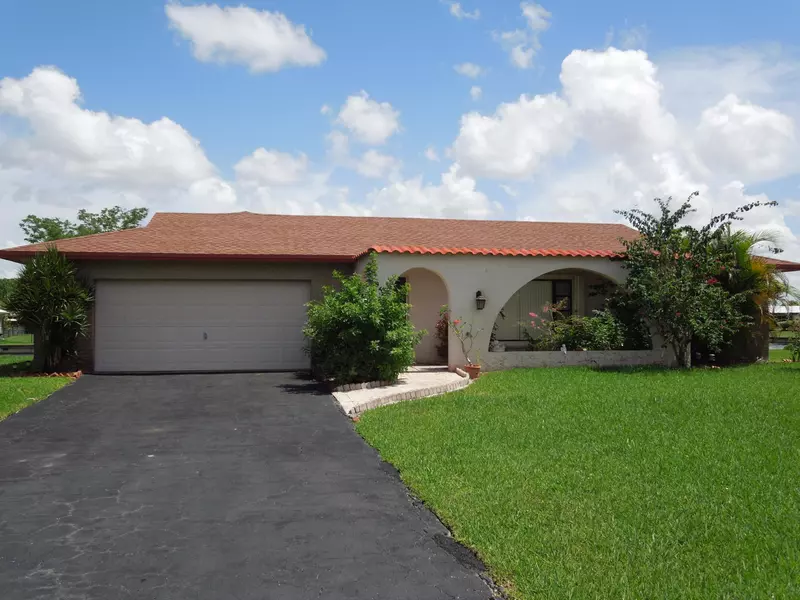 9403 NW 70th PL, Tamarac, FL 33321