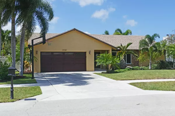 Boca Raton, FL 33487,17737 Woodview TER