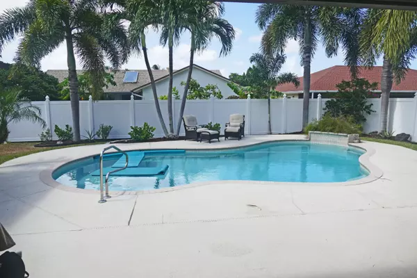 Boca Raton, FL 33487,17737 Woodview TER