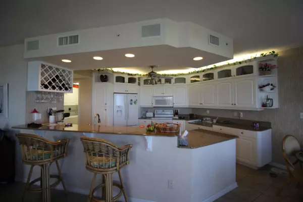 Hutchinson Island, FL 34949,2900 N A1a 5d