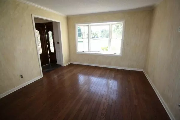 Tequesta, FL 33469,24 Shady LN