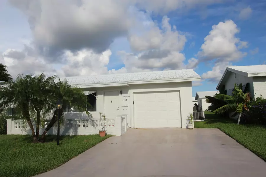 115 SW 8th CT, Boynton Beach, FL 33426