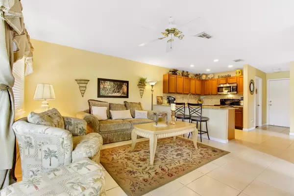 Lake Worth, FL 33463,6068 Spring Isles BLVD