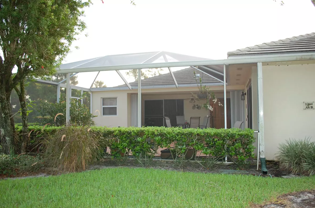 Port Saint Lucie, FL 34986,1244 NW Sun Terrace CIR 13a