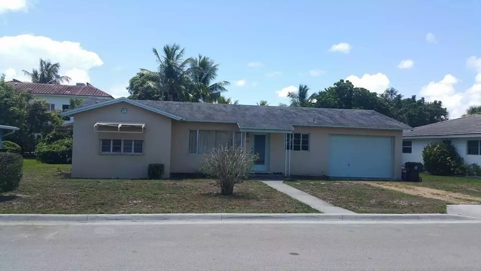 338 Edmor RD, West Palm Beach, FL 33405