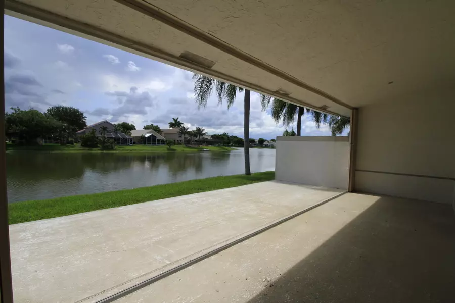 7440 Rockbridge CIR, Lake Worth, FL 33467