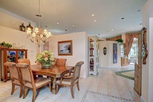 Palm Beach Gardens, FL 33418,120 Sunset Cove LN