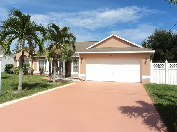 Port Saint Lucie, FL 34952,1937 SE South Buttonwood DR