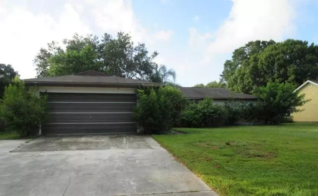 738 SE Albatross AVE, Port Saint Lucie, FL 34983