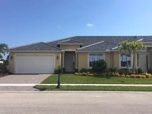 6152 NW Kendra LN, Port Saint Lucie, FL 34983