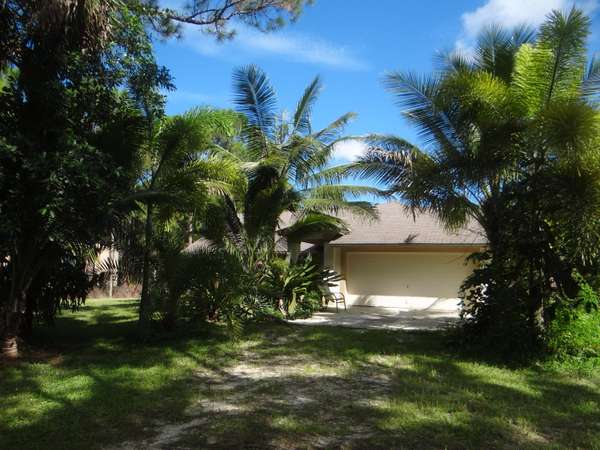 15885 N 82nd ST, Loxahatchee, FL 33470