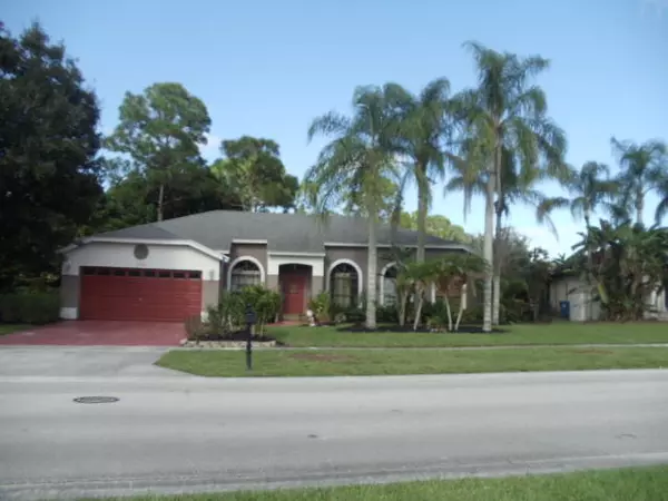 102 W Saratoga BLVD, Royal Palm Beach, FL 33411