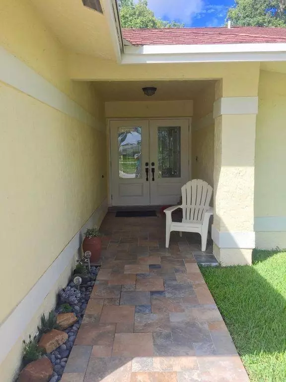 Boca Raton, FL 33434,9840 Majorca PL