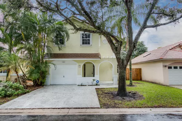 9964 NW 5th CT, Plantation, FL 33324