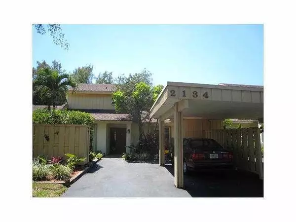 2134 Woodlands WAY, Deerfield Beach, FL 33442