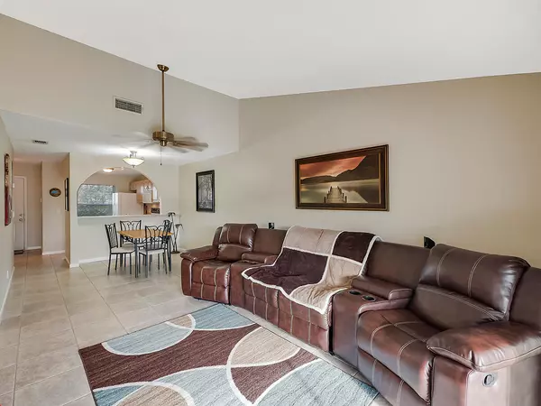 Jupiter, FL 33458,144 Pinewood CT 144