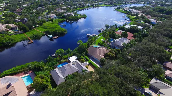 Tequesta, FL 33469,18444 SE Heritage DR