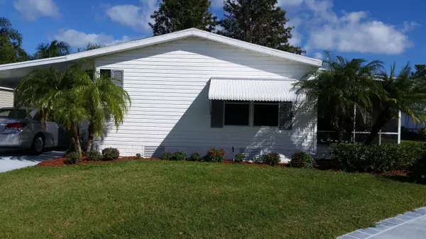 Fort Pierce, FL 34982,5680 Hemingway CT C-15