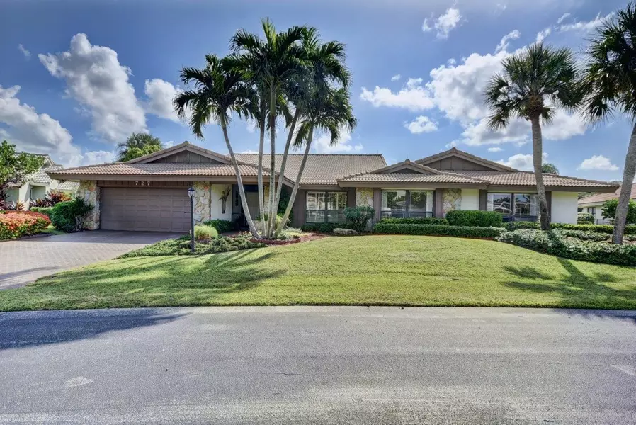 727 Pine Lake DR, Delray Beach, FL 33445