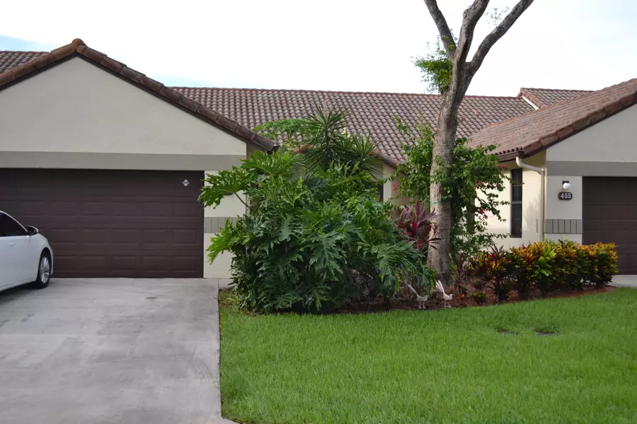 459 Ashwood PL, Boca Raton, FL 33431