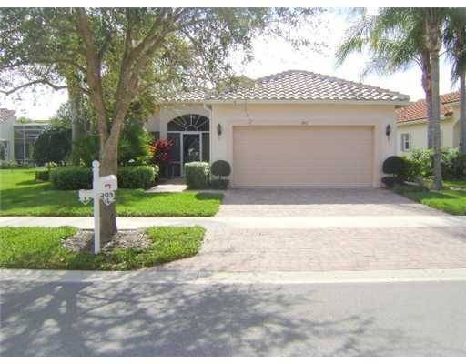 303 NW Alana AVE, Port Saint Lucie, FL 34986