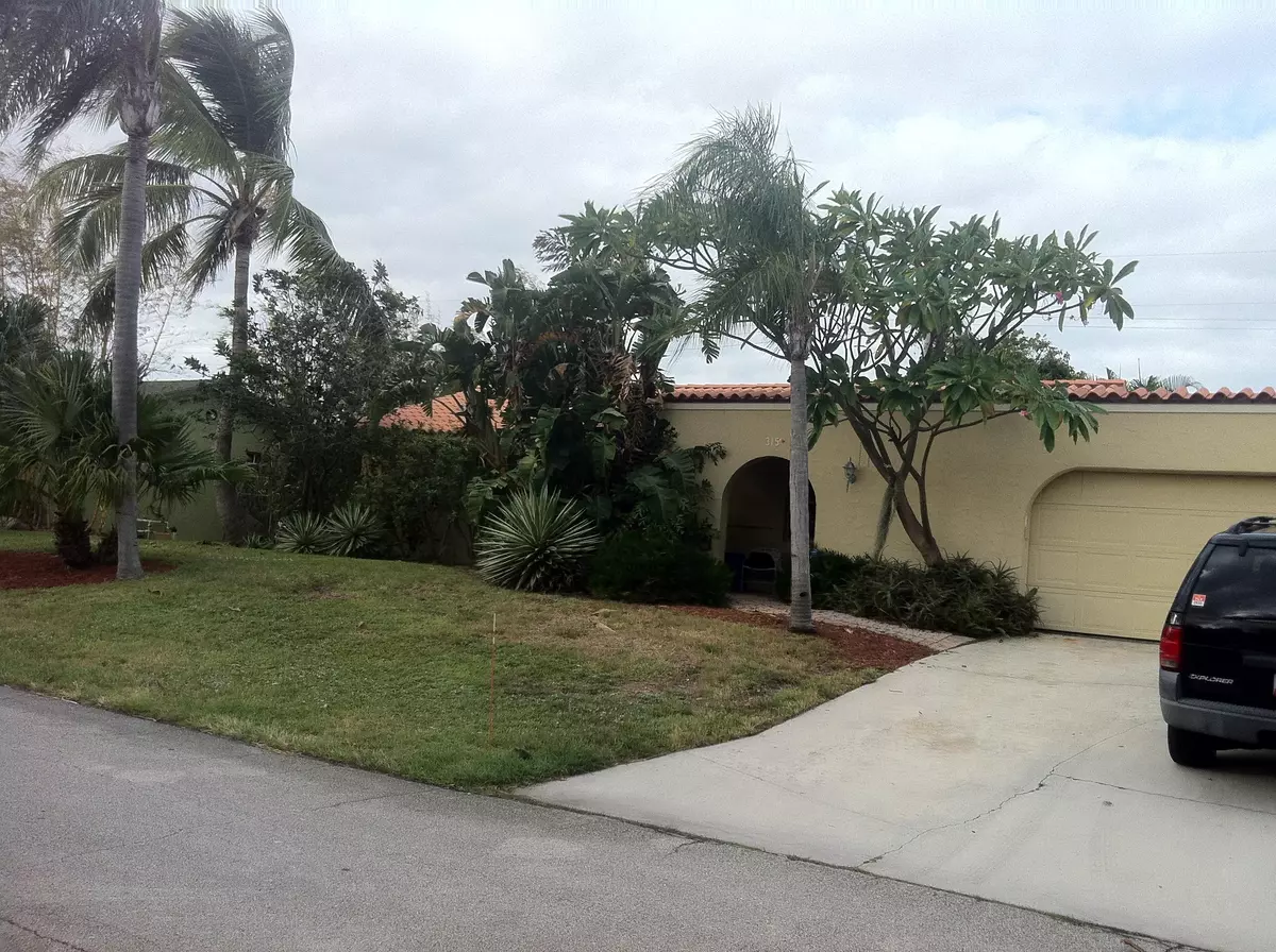 West Palm Beach, FL 33404,315 Wilma CIR