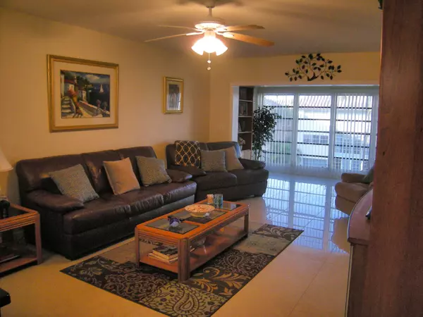 Boca Raton, FL 33431,400 NE 20th ST D311