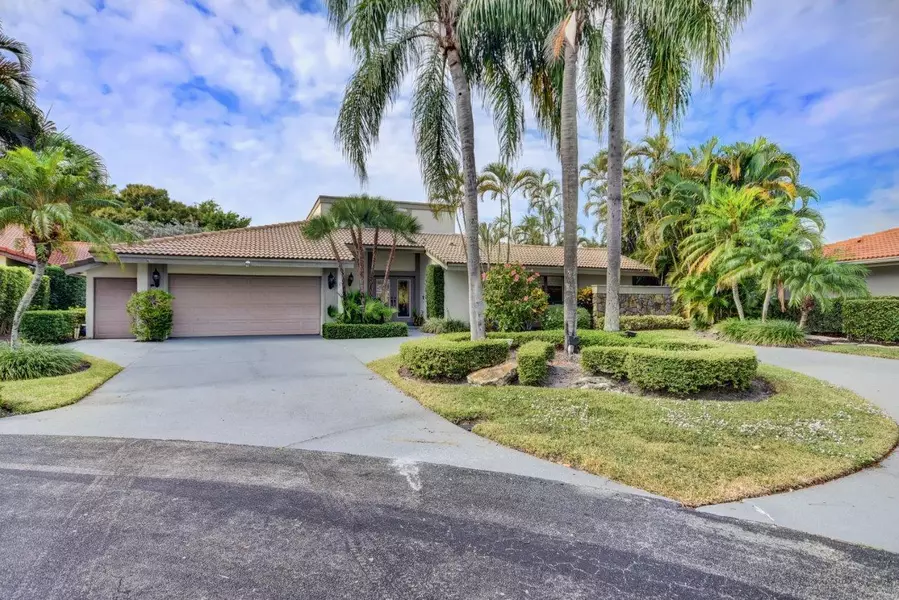 646 E Lakewoode CIR, Delray Beach, FL 33445