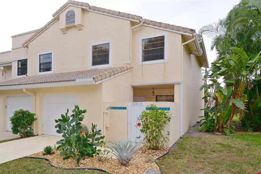 Delray Beach, FL 33484,5225 Monterey CIR 77