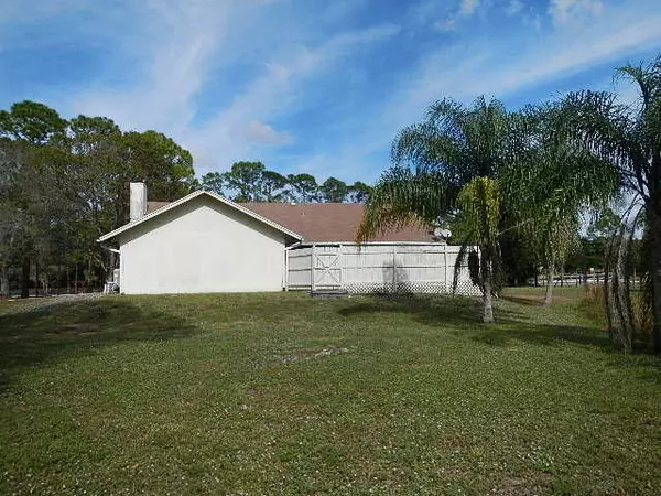 Loxahatchee, FL 33470,18612 N 46th CT