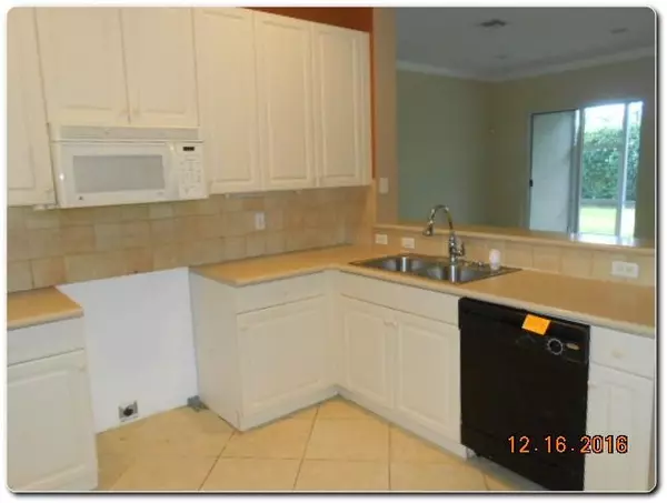 Lake Worth, FL 33467,9854 Salt Water Creek CT