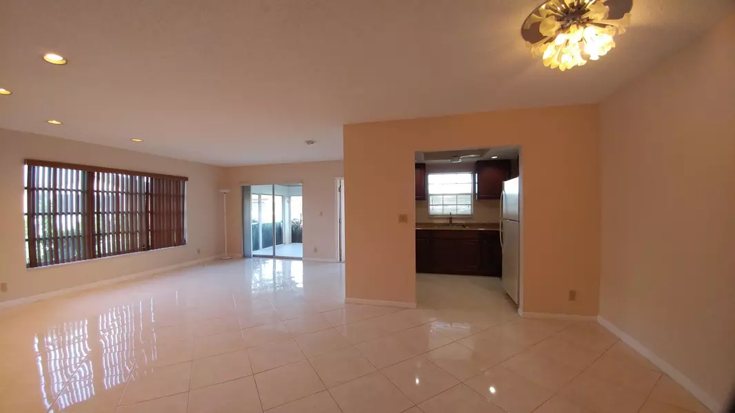 14689 Canalview DR D, Delray Beach, FL 33484