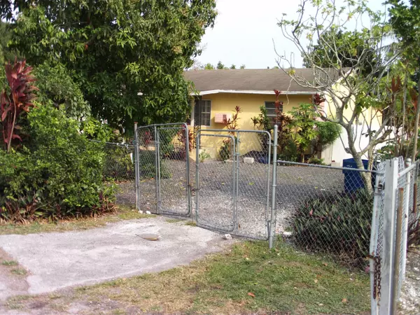 Belle Glade, FL 33430,655 SE 5th ST